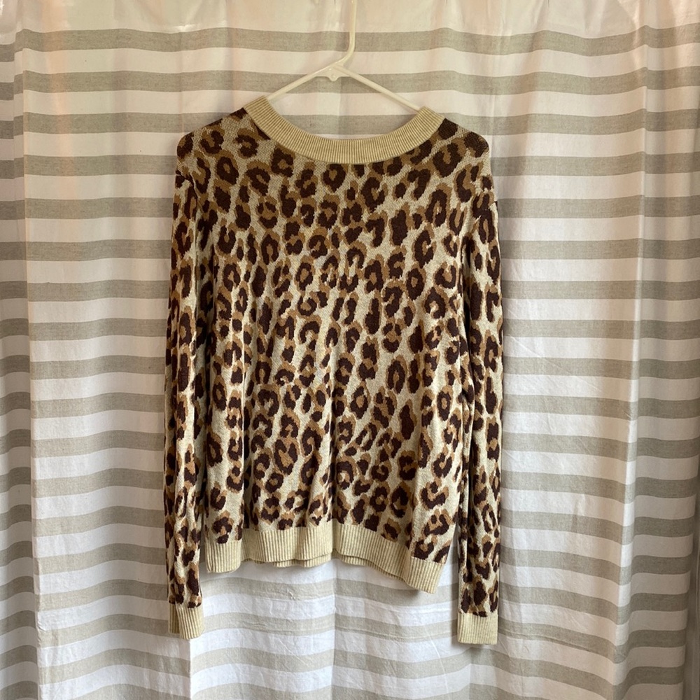 Leopard print, size large sweater